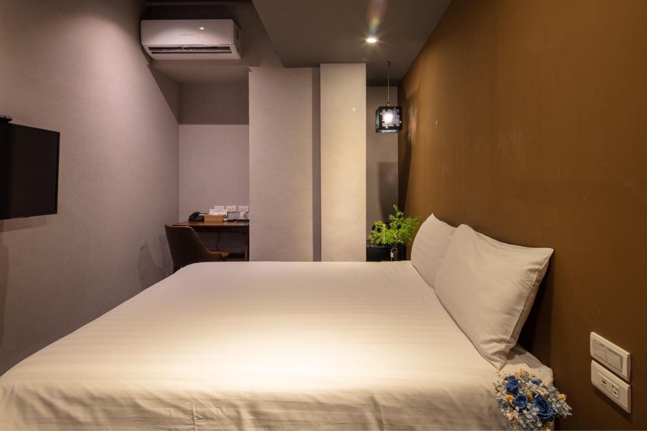 Cho Hotel 3 Taipei Exterior photo
