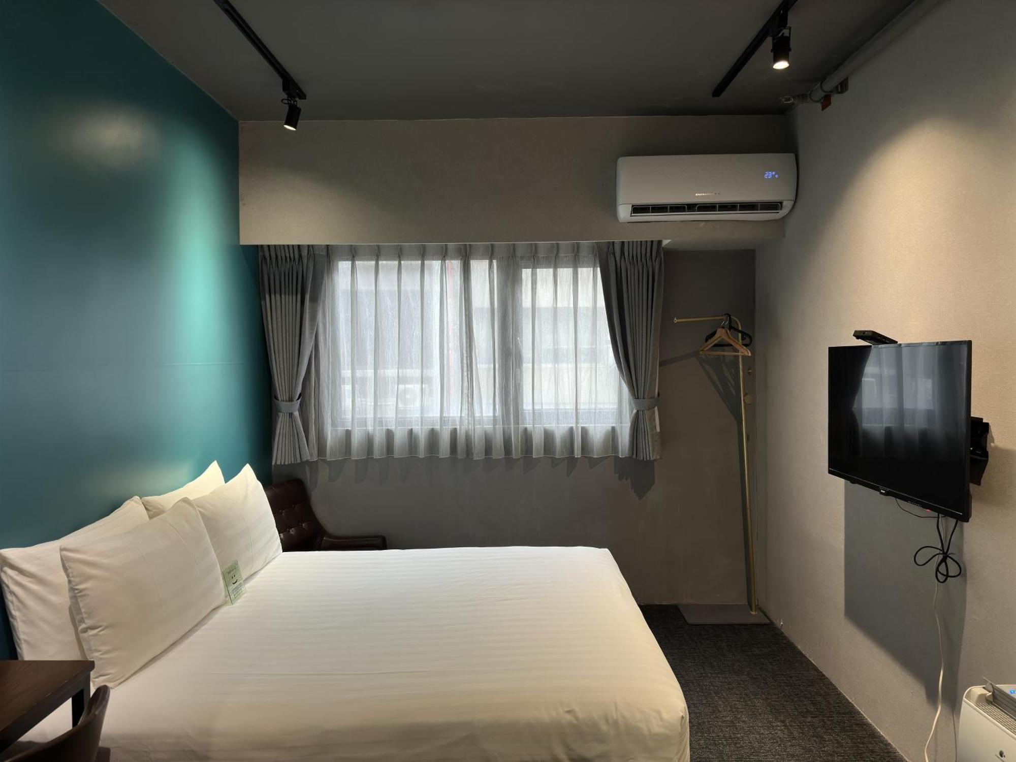 Cho Hotel 3 Taipei Exterior photo